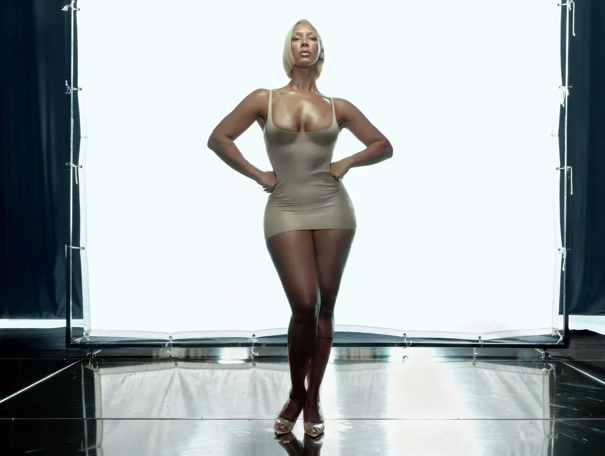 Naomi Sharon – Miss That